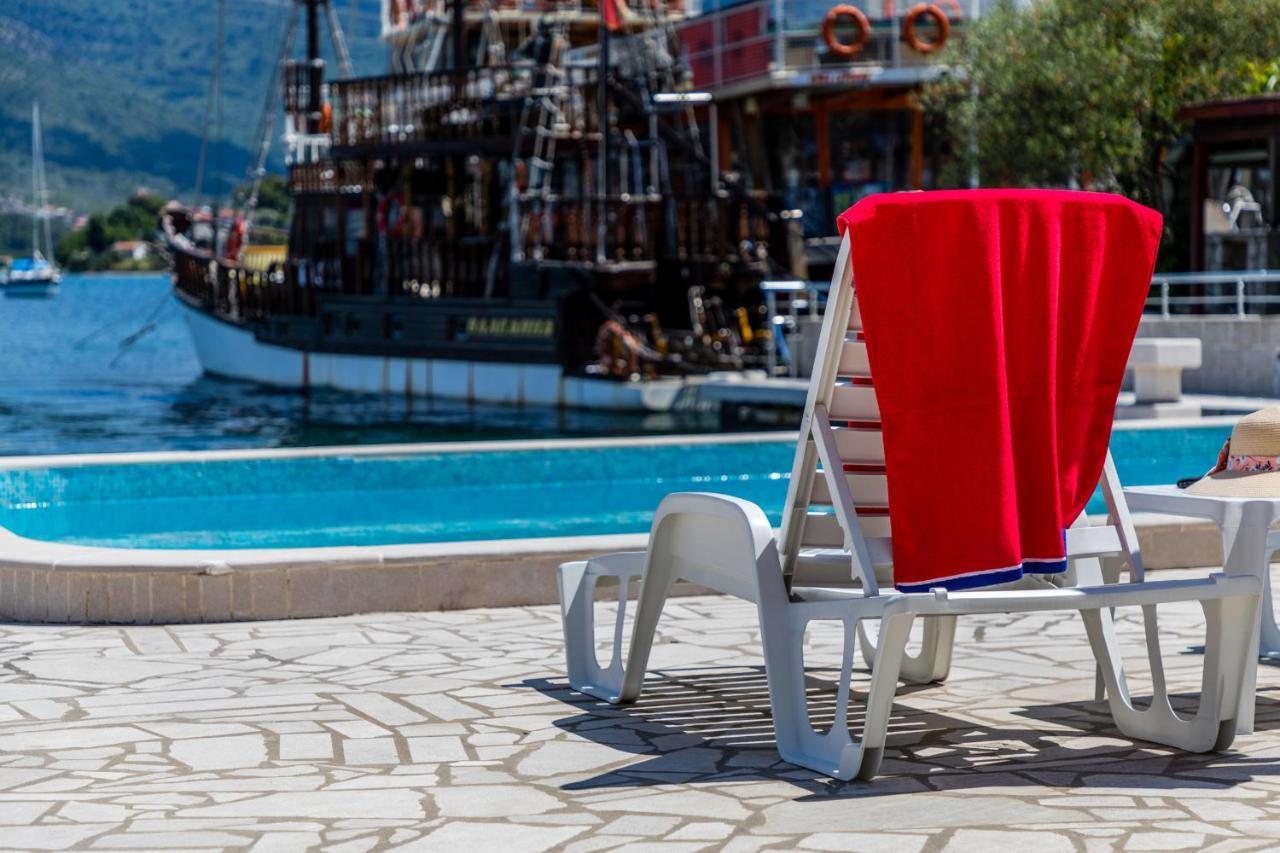 Apartments Tamaris Tivat Eksteriør billede